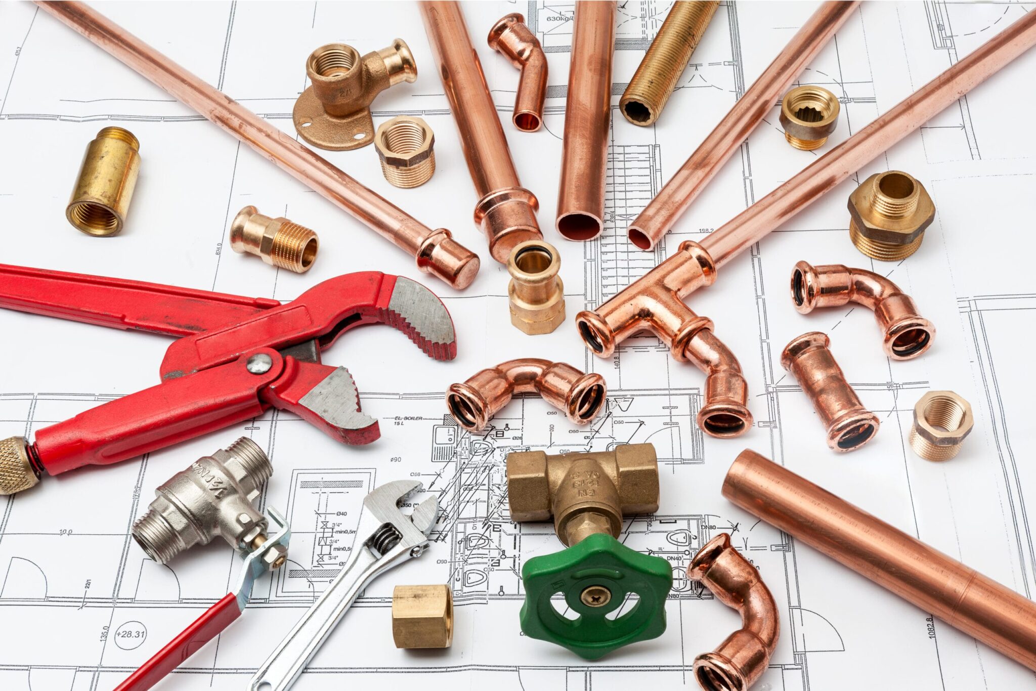 Copper pipes, fittings, valves, and plumbing tools in Miami